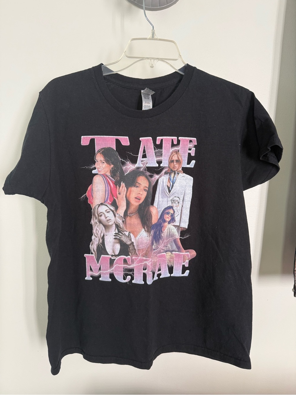 Tate McRae Gildan Tee